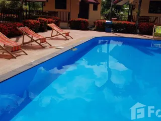 For sale 13 bed hotel in Kaset Sombun, Chaiyaphum