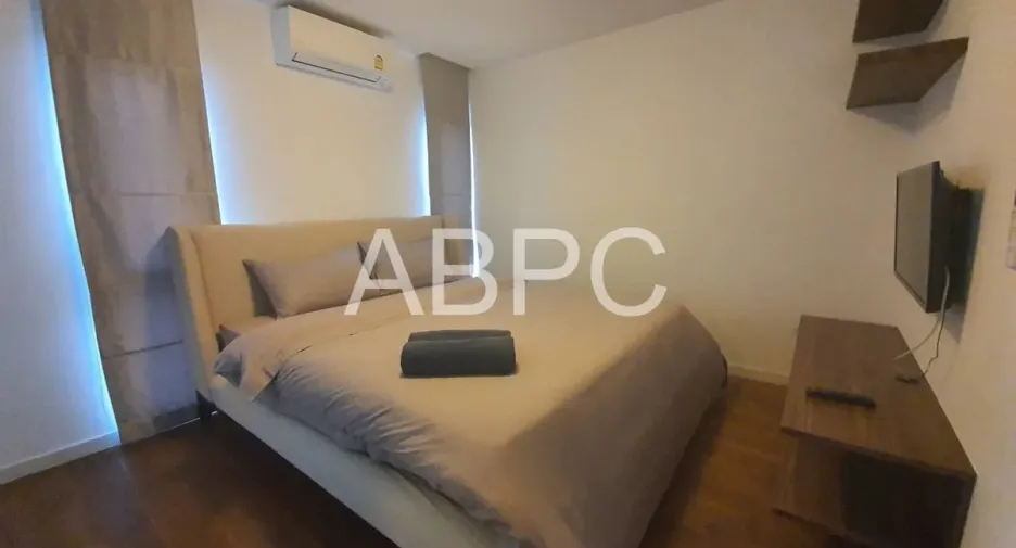 For rent and for sale 4 bedrooms house in Bang Lamung, Chonburi