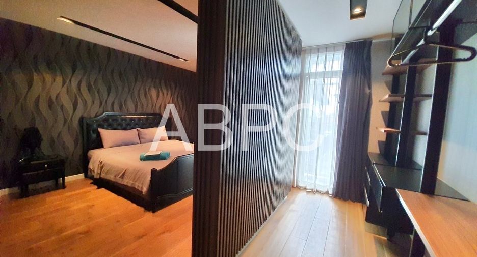 For rent and for sale 4 bedrooms house in Bang Lamung, Chonburi