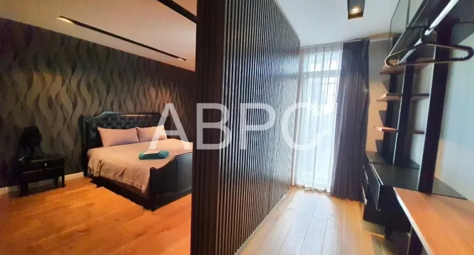 For rent and for sale 4 bedrooms house in Bang Lamung, Chonburi