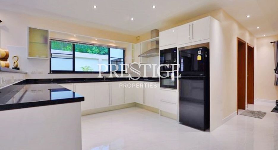 For sale 3 bed house in Bang Lamung, Chonburi