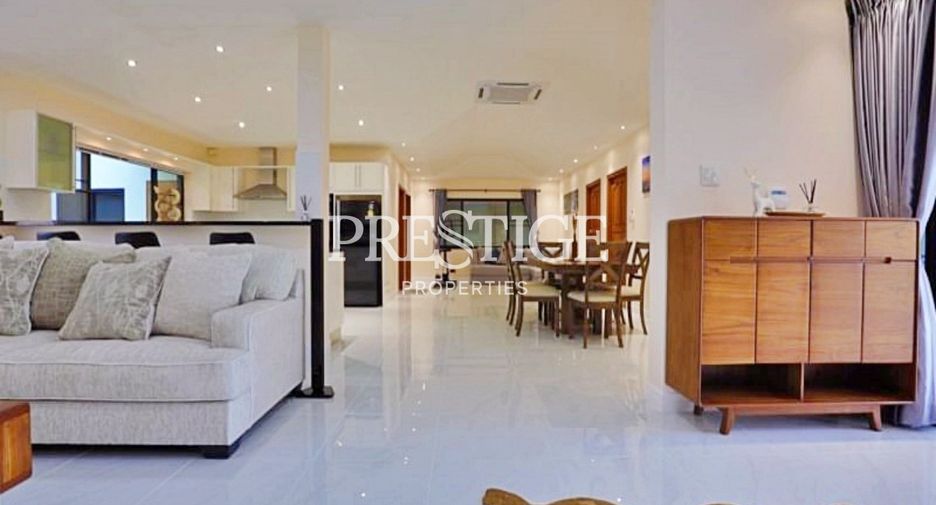 For sale 3 bed house in Bang Lamung, Chonburi