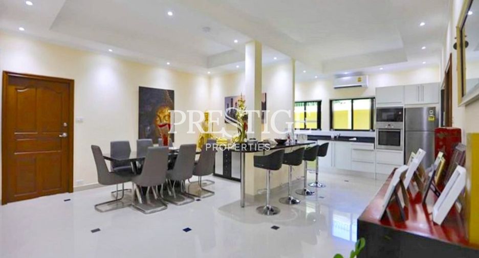 For sale 3 bed house in Bang Lamung, Chonburi