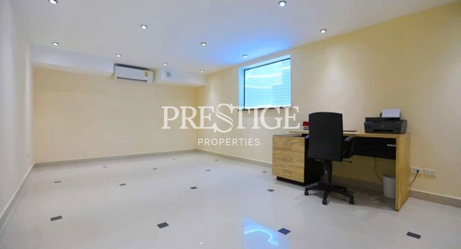 For sale 3 bed house in Bang Lamung, Chonburi