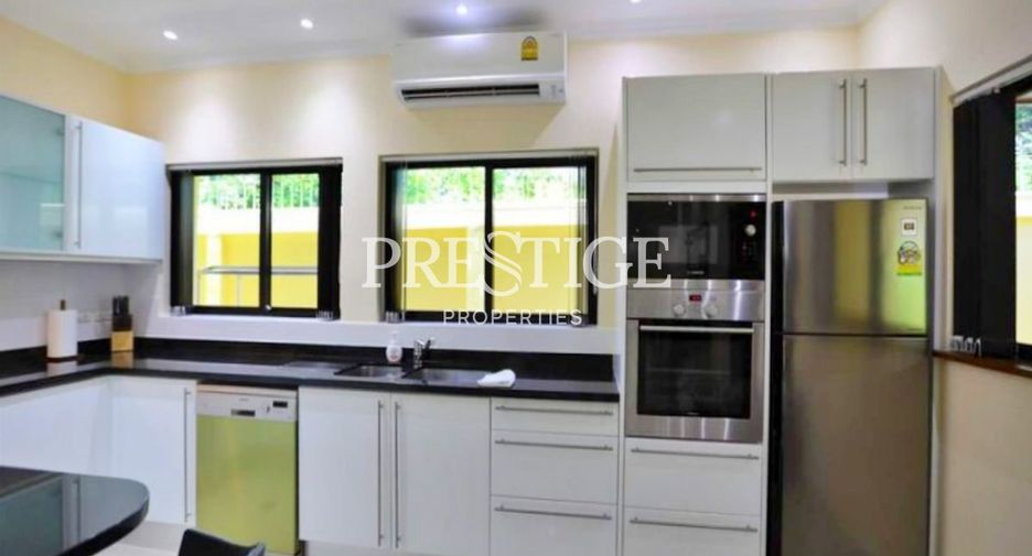 For sale 3 bed house in Bang Lamung, Chonburi