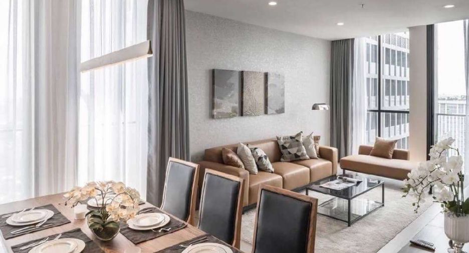For rent 3 bedrooms condo in Pathum Wan, Bangkok