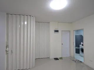 For sale 2 bed townhouse in Mueang Samut Sakhon, Samut Sakhon