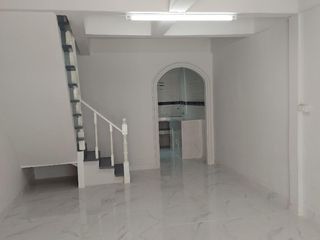 For sale 2 bed townhouse in Lam Luk Ka, Pathum Thani