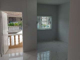 For sale 2 bed townhouse in Lam Luk Ka, Pathum Thani