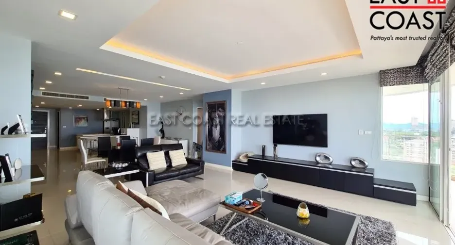 For rent 3 bedrooms condo in Jomtien, Pattaya