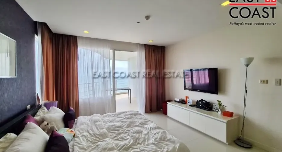 For rent 3 bedrooms condo in Jomtien, Pattaya