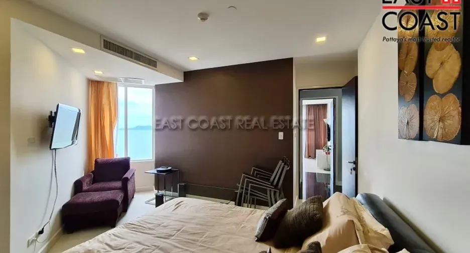 For rent 3 bedrooms condo in Jomtien, Pattaya