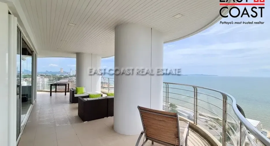For rent 3 bedrooms condo in Jomtien, Pattaya