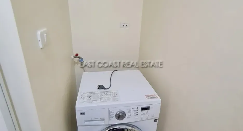 For rent 3 bedrooms condo in Jomtien, Pattaya