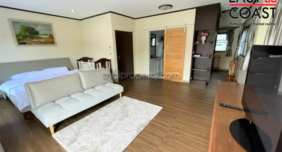 For rent 3 bedrooms house in Na Jomtien, Pattaya