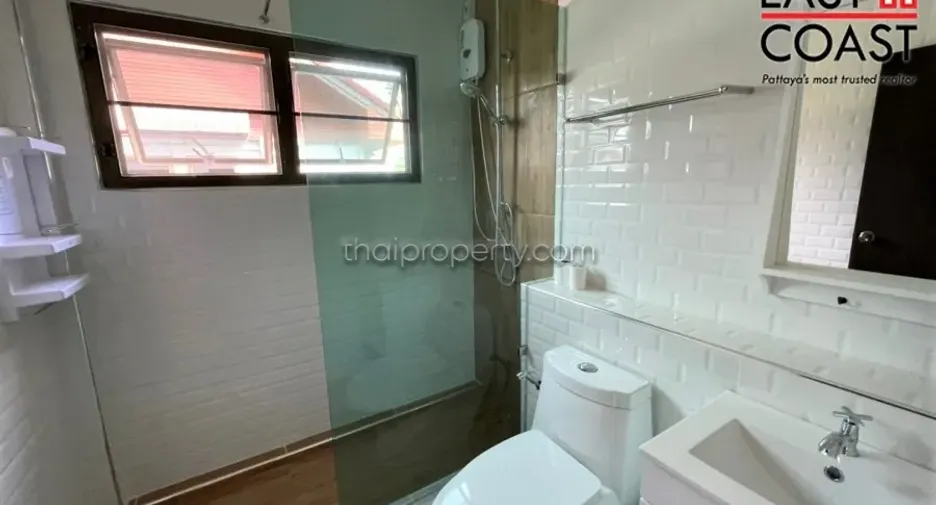 For rent 3 bedrooms house in Na Jomtien, Pattaya