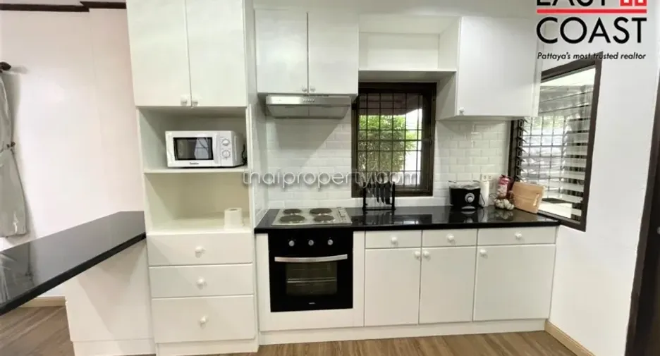 For rent 3 bedrooms house in Na Jomtien, Pattaya