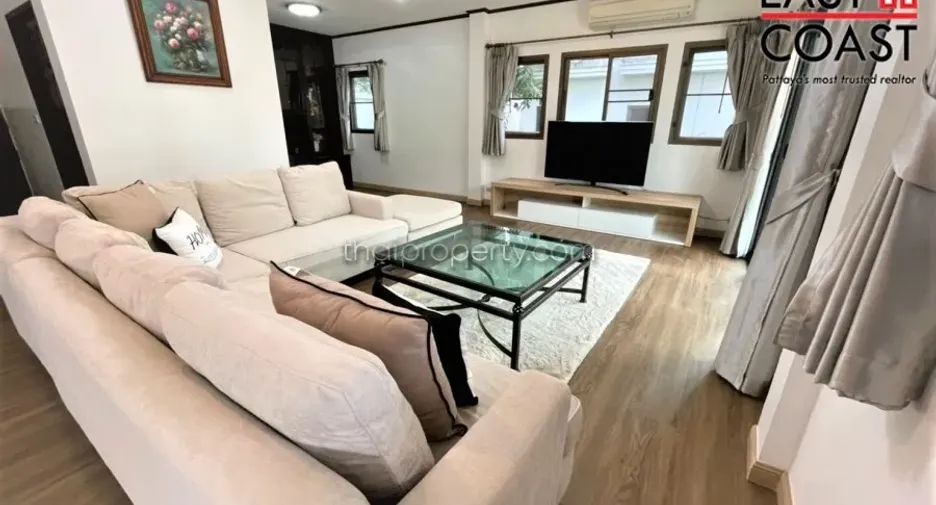 For rent 3 bedrooms house in Na Jomtien, Pattaya