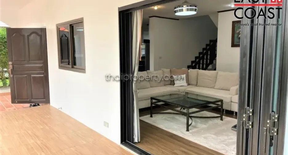 For rent 3 bedrooms house in Na Jomtien, Pattaya