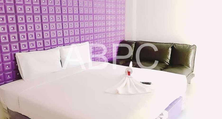Haus zur Miete und zum Kauf mit 7 Zimmer in Bang Lamung, Chonburi