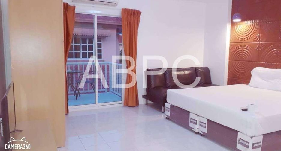 Haus zur Miete und zum Kauf mit 7 Zimmer in Bang Lamung, Chonburi