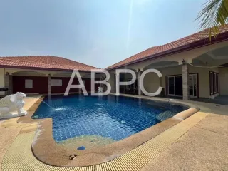 For Rent 4 Bedroom House In Bang Lamung, Chonburi