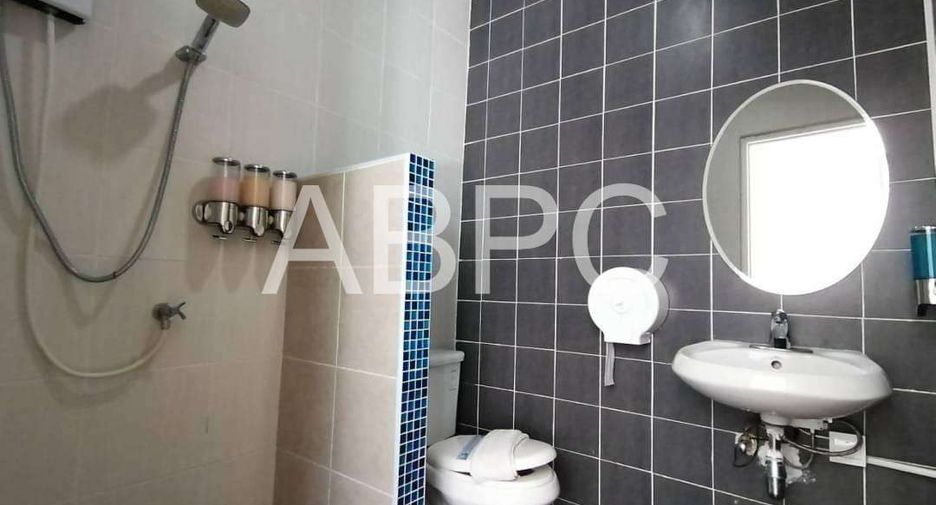 For rent and for sale 7 bedrooms house in Bang Lamung, Chonburi