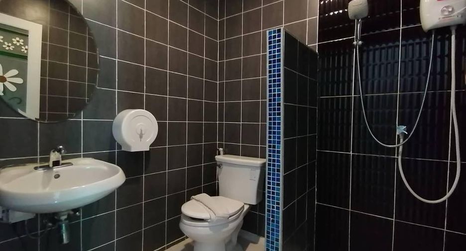 For rent そして for sale 7 ベッドルーム house in Bang Lamung, Chonburi