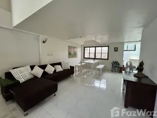 For rent 3 bed townhouse in Hua Hin, Prachuap Khiri Khan