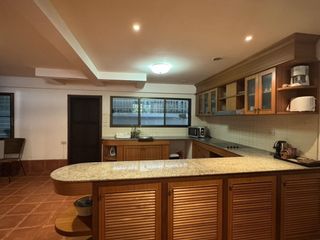 For rent 4 bed townhouse in Hua Hin, Prachuap Khiri Khan