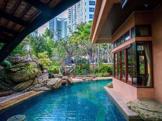 For rent and for sale 4 bed house in Sattahip, Chonburi