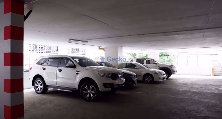 出租 和 出售 1 卧室 公寓 在 Bang Lamung, Chon Buri