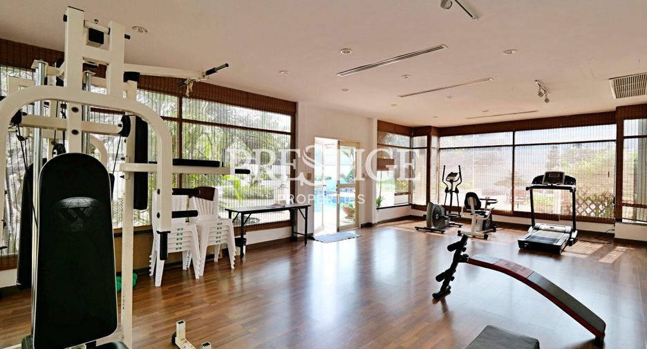 For rent 3 bedrooms condo in Bang Lamung, Chonburi