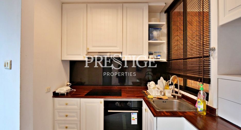 For rent 3 bedrooms condo in Bang Lamung, Chonburi