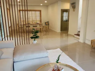 For sale 3 Beds house in Thung Khru, Bangkok