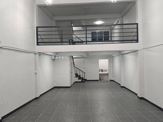 For sale 2 bed townhouse in Din Daeng, Bangkok