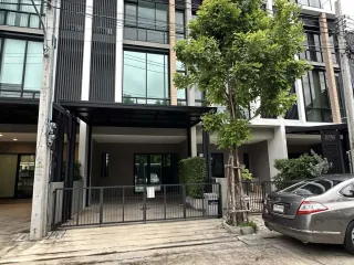 For rent office in Lat Phrao, Bangkok