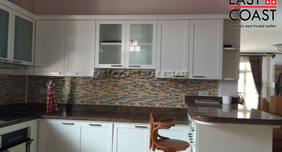 For rent and for sale 6 bed house in Bang Lamung, Chonburi