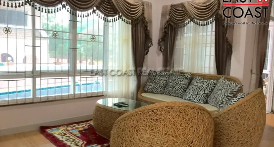 À louer et à vendre 6 chambres maison à Jomtien, Pattaya
