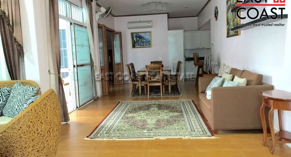 For rent and for sale 6 bed house in Bang Lamung, Chonburi
