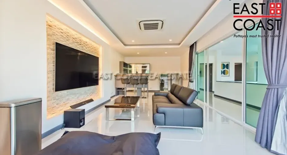 For rent 5 bedrooms house in Bang Lamung, Chonburi