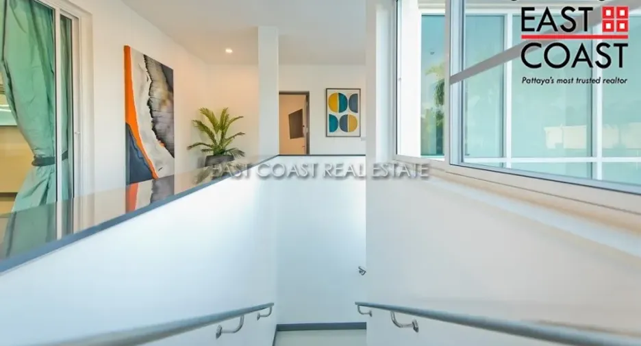 For rent 5 bedrooms house in Bang Lamung, Chonburi
