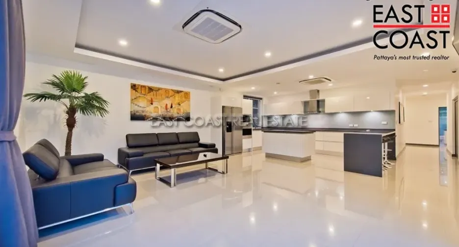 For rent 5 bedrooms house in Bang Lamung, Chonburi
