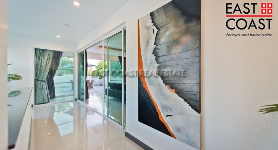Casa en alquiler de 5 habitaciones en Bang Lamung, Chonburi