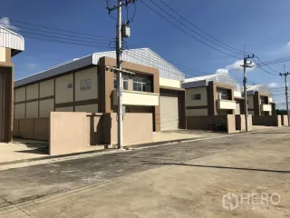 For rent and for sale warehouse in Khlong Luang, Pathum Thani
