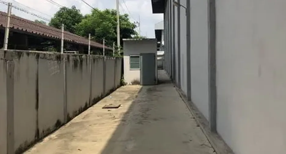 出租 仓库 在 Lam Luk Ka, Pathum Thani