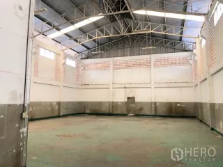 Аренда склад в Khlong Luang, Патумтани