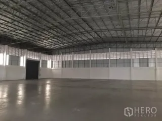 Lagerhaus zur Miete in Bang Sao Thong, Samut Prakan