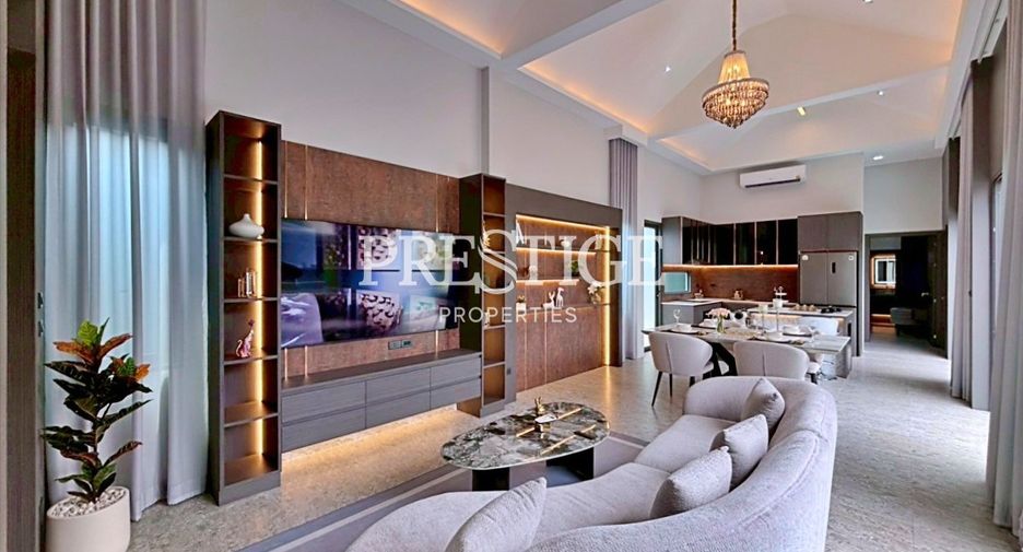 For sale 4 bed house in Bang Lamung, Chonburi