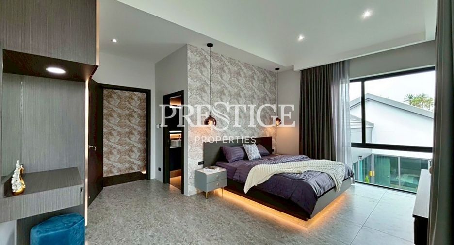 For sale 4 bed house in Bang Lamung, Chonburi